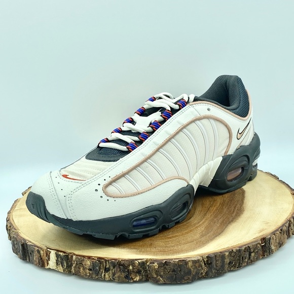 NIKE MENS Air Max Tailwind IV SE Size 12 & 10.5 - Picture 3 of 10